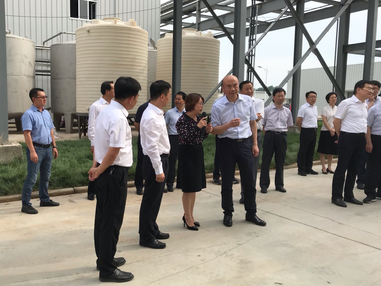 刘国中省长一行观摩蒲城pp电子科技建设项目 刘国中省长一行观摩蒲城pp电子科技建设项目
