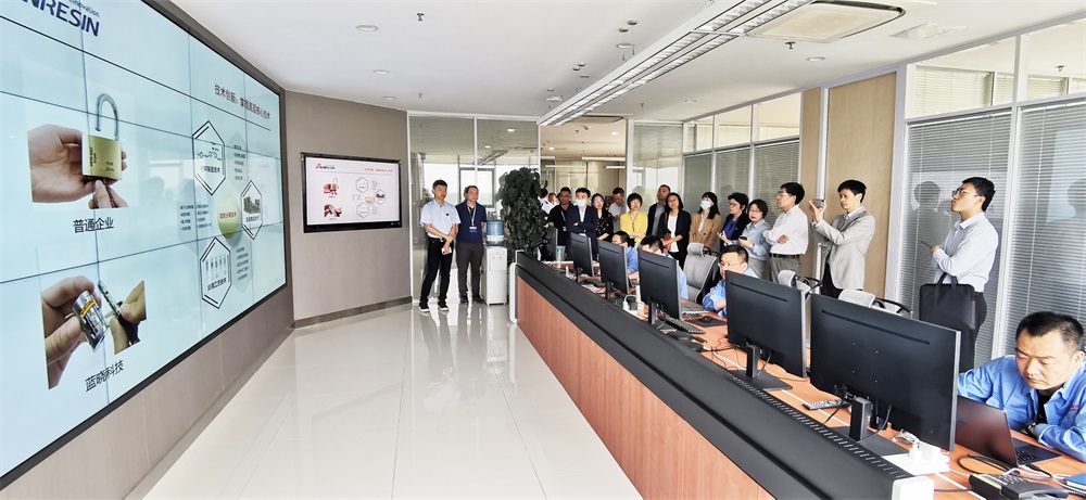 国务院发展钻研中心辅导莅临pp电子科技调研