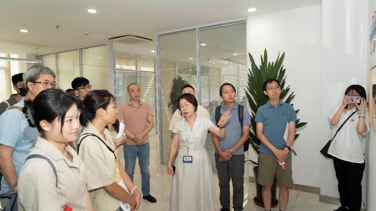 澳门汗青老师国情研建班莅临pp电子科技参观调查 澳门汗青老师国情研建班莅临pp电子科技参观调查