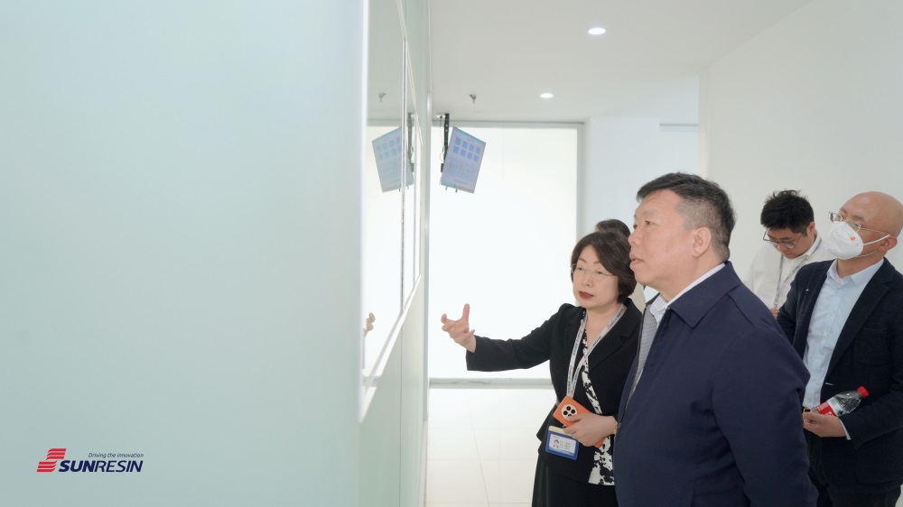中国上市公司协会党委书记柳磊一行莅临pp电子科技调研领导